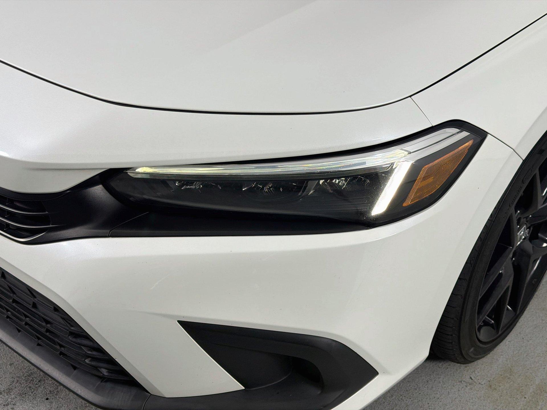 Used 2023 Honda Civic Sport image 9