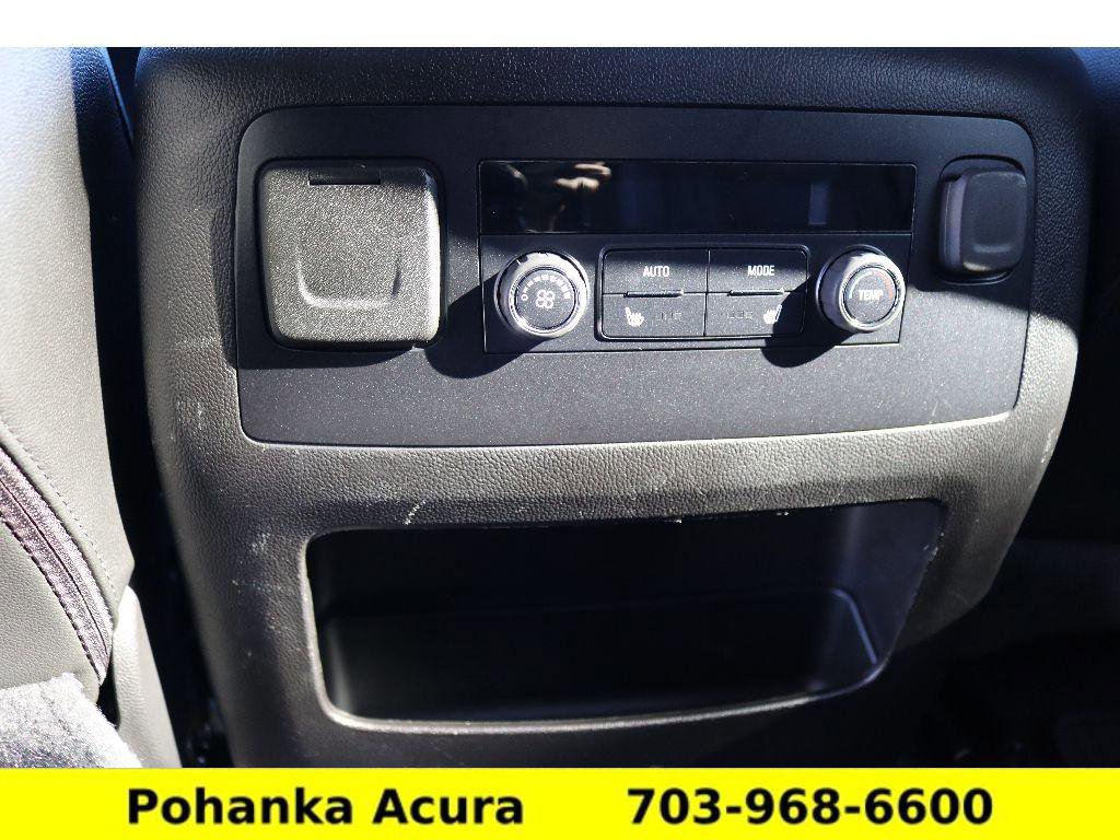 Used 2018 Chevrolet Suburban LT w/ Luxury Package image 29