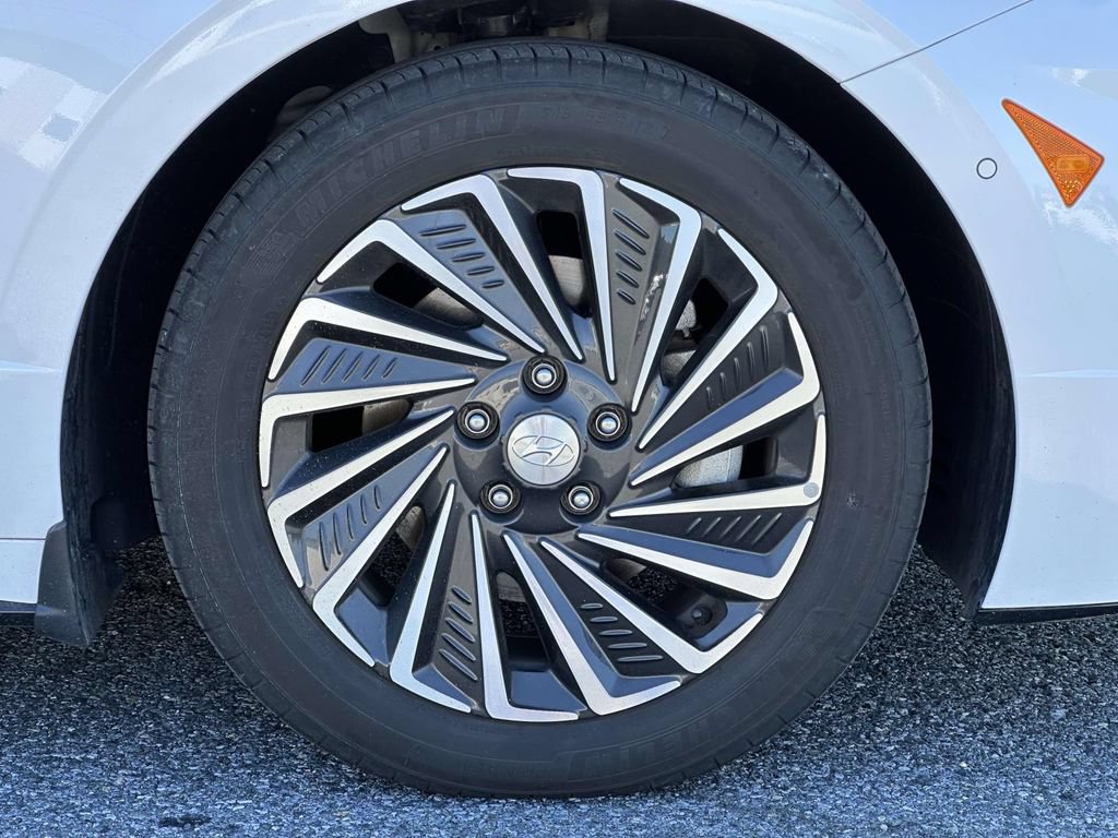 Certified 2022 Hyundai Sonata Limited FWD image 7