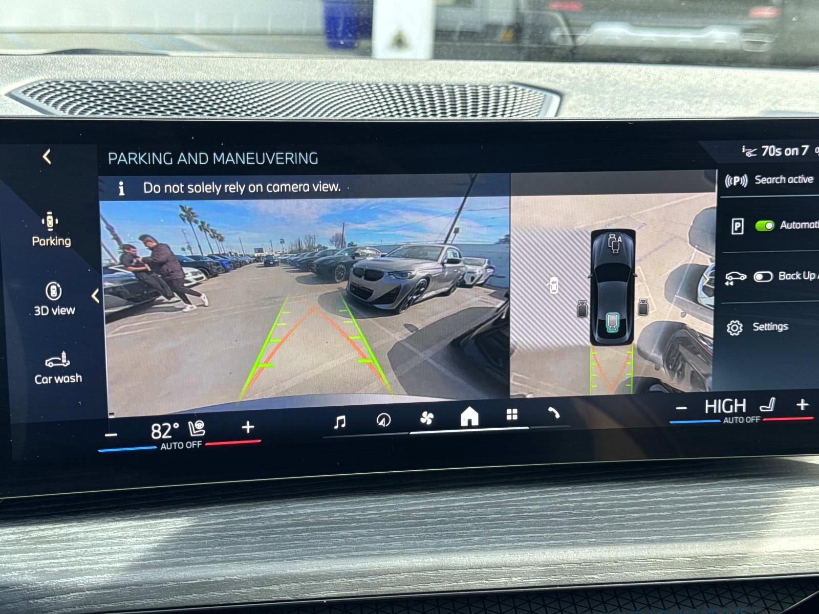 Used 2025 BMW i4 xDrive40i w/ Premium Package image 26