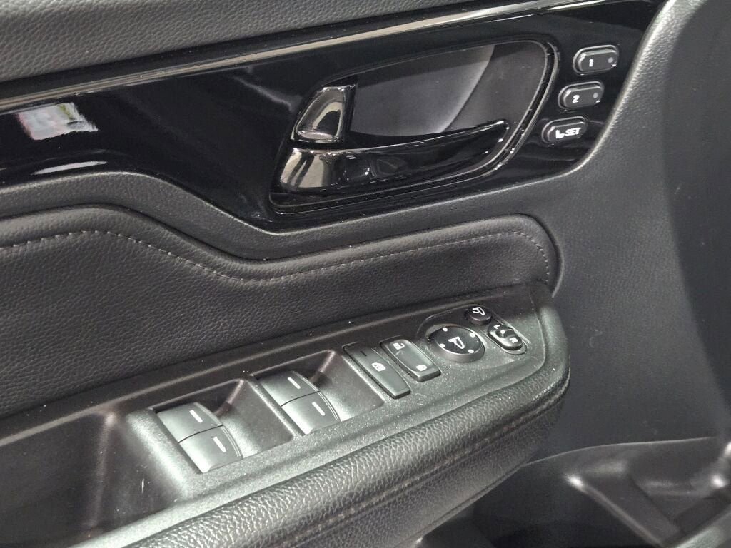 Used 2022 Honda Odyssey Elite image 27