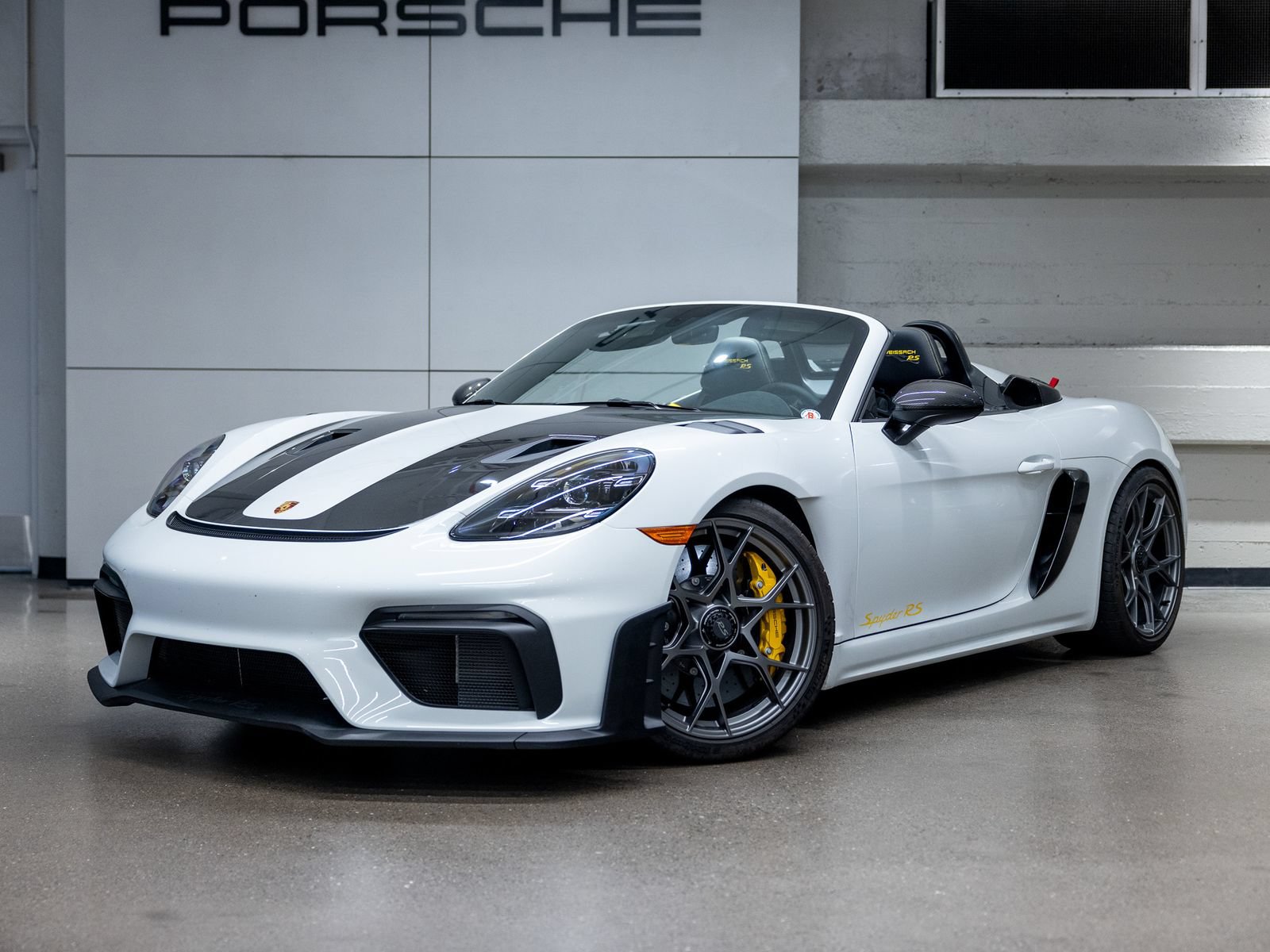 Certified 2025 Porsche 718 Boxster Spyder RS RWD image 1