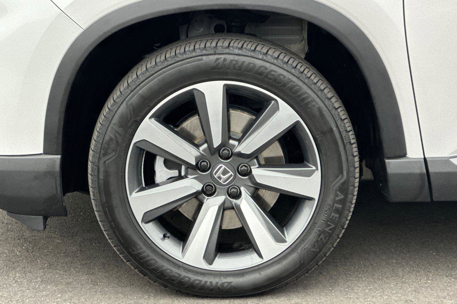 Certified 2025 Honda Pilot Elite image 28