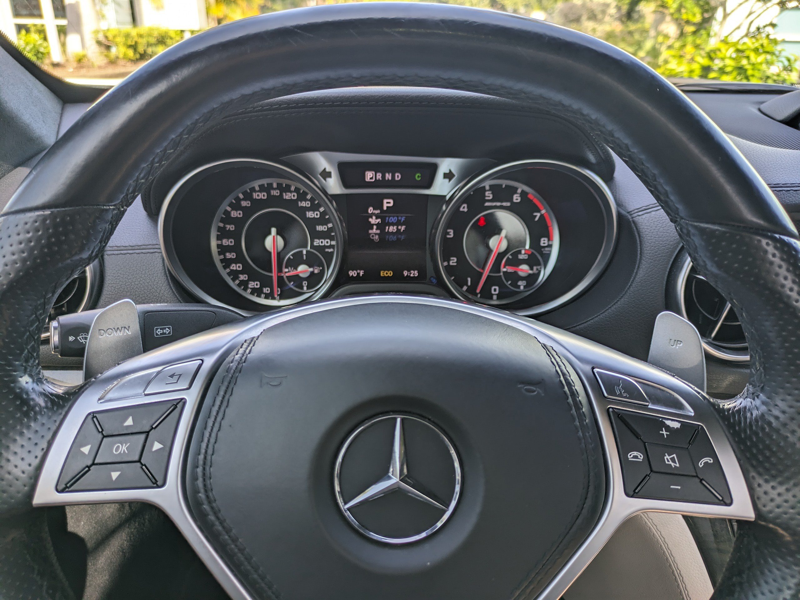 Used 2014 Mercedes-Benz SL 63 AMG image 25