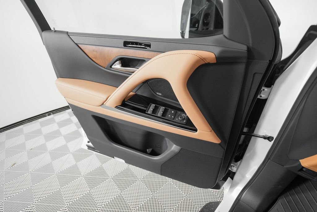 New 2026 Lexus LX 600 4WD w/ Luxury Package image 10