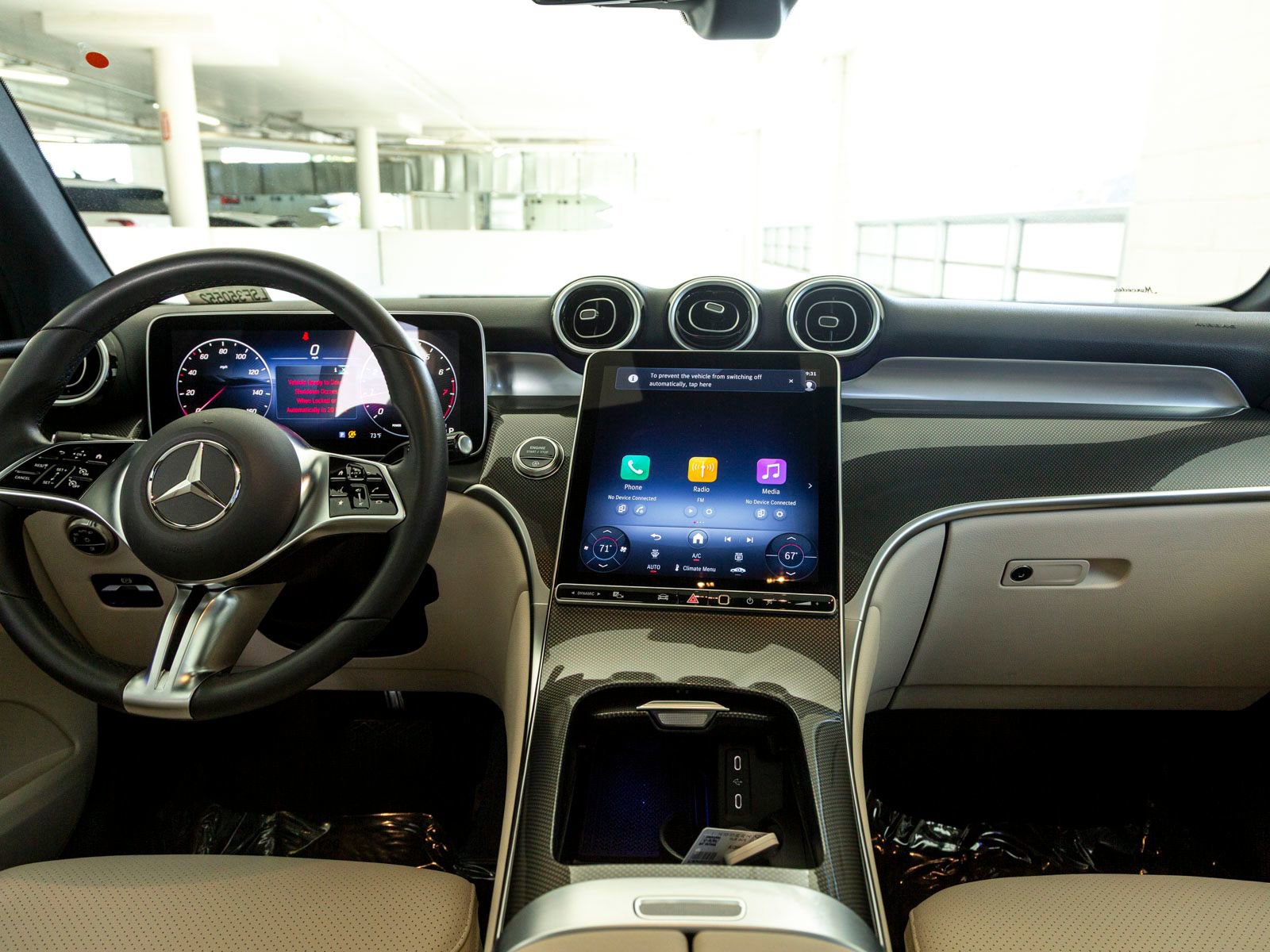 Used 2025 Mercedes-Benz GLC 300 image 13