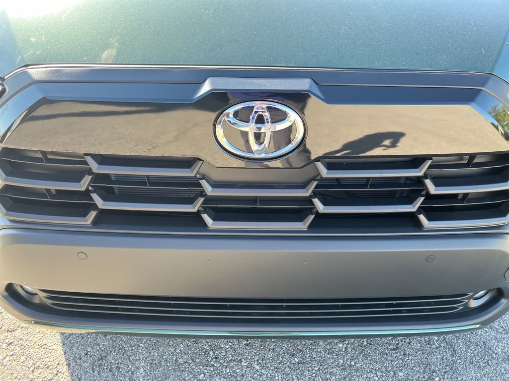 New 2026 Toyota Corolla Cross XLE image 36