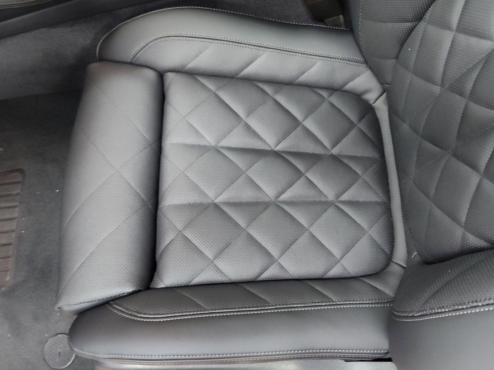 Used 2026 BMW X5 xDrive40i w/ M Sport Package AWD/4WD image 17