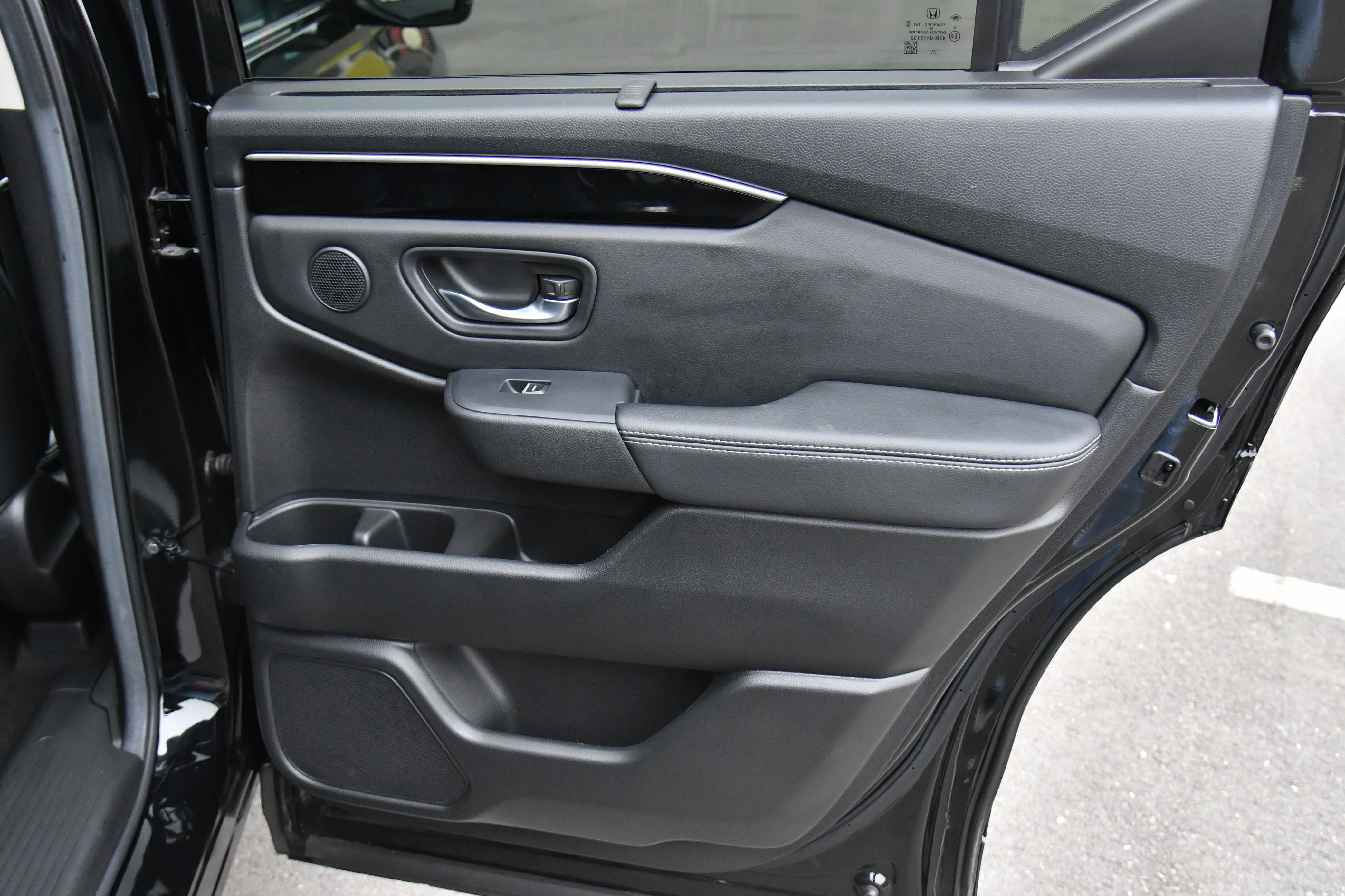 Used 2025 Honda Pilot EX-L image 47