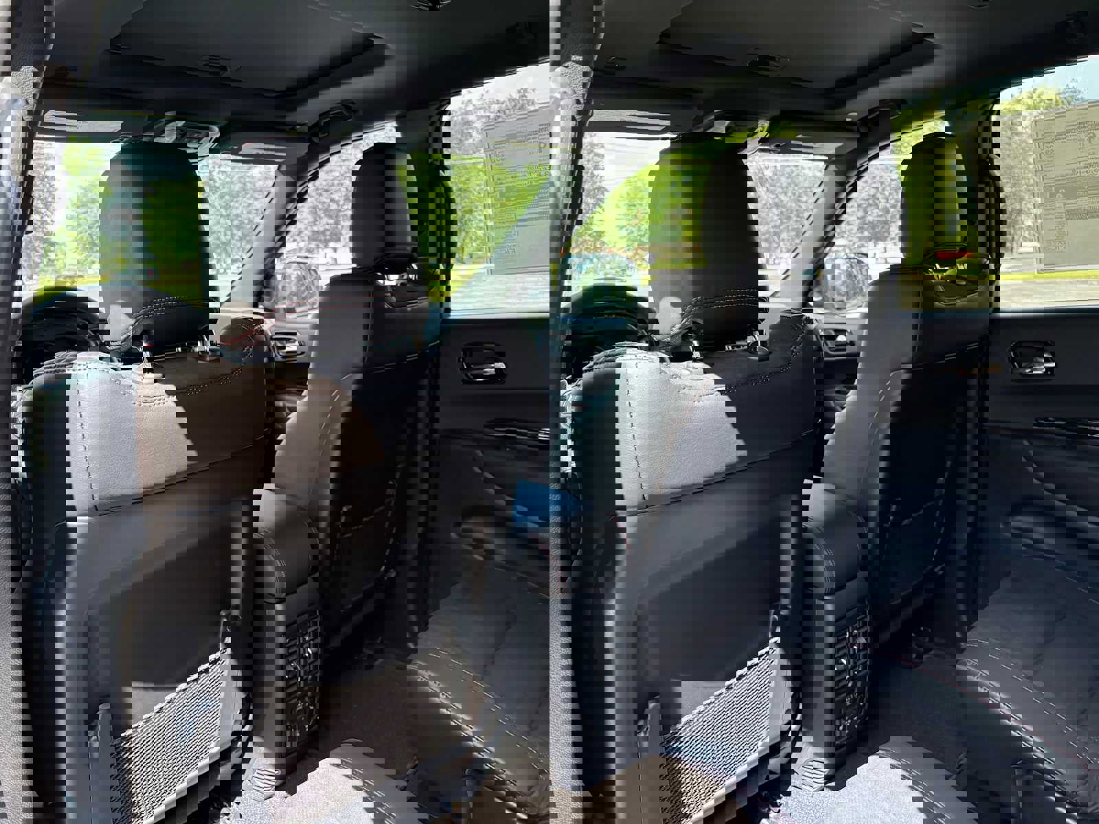 New 2026 Dodge Durango R/T w/ Blacktop Redline Package image 15