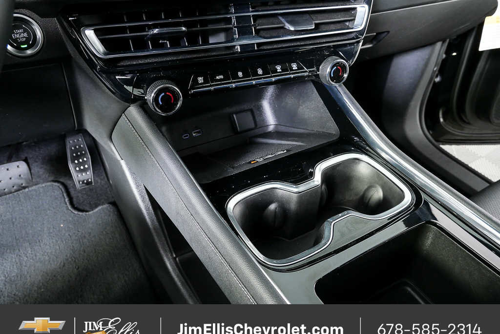 Certified 2025 Chevrolet Traverse LT image 17