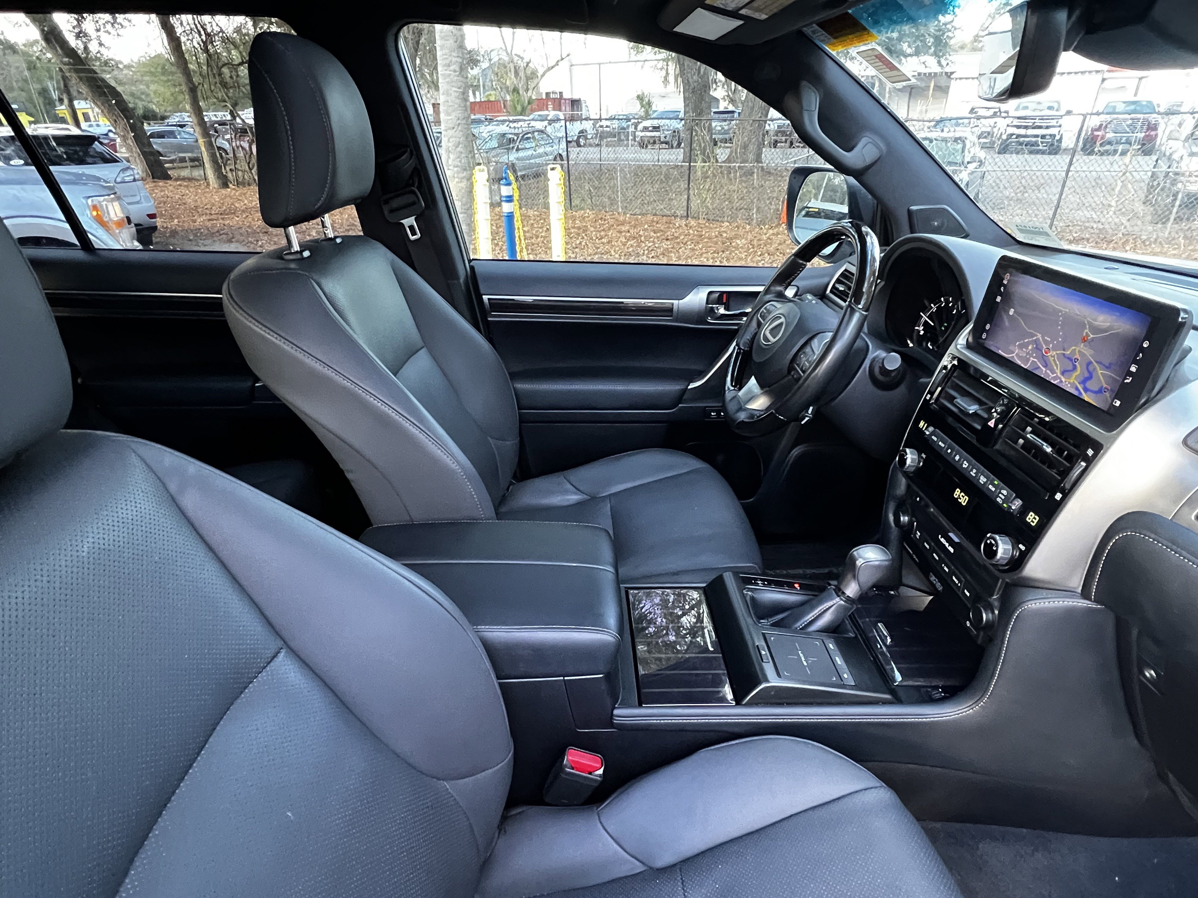 Used 2023 Lexus GX 460 Premium image 47