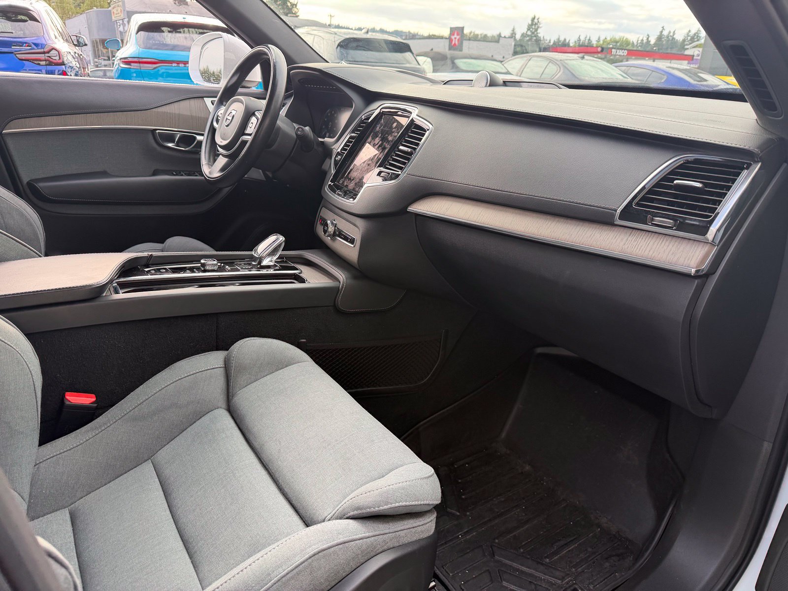 Used 2020 Volvo XC90 T8 Inscription AWD/4WD image 24