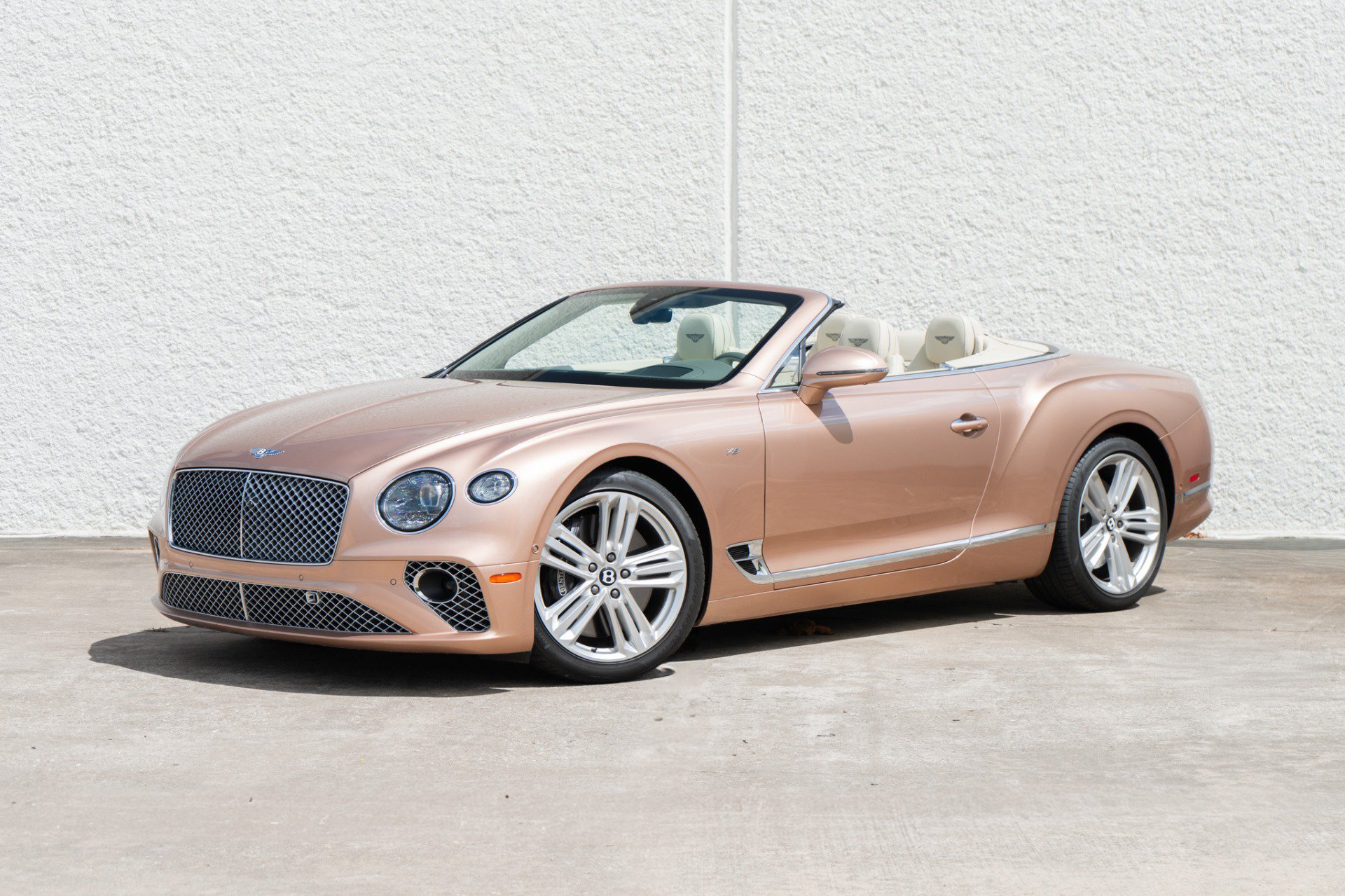 Used 2022 Bentley Continental GT AWD/4WD image 1