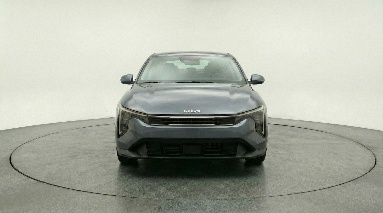 Used 2025 Kia K4 LXS image 2