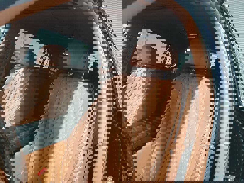 Used 2015 Bentley Flying Spur V8 image 17