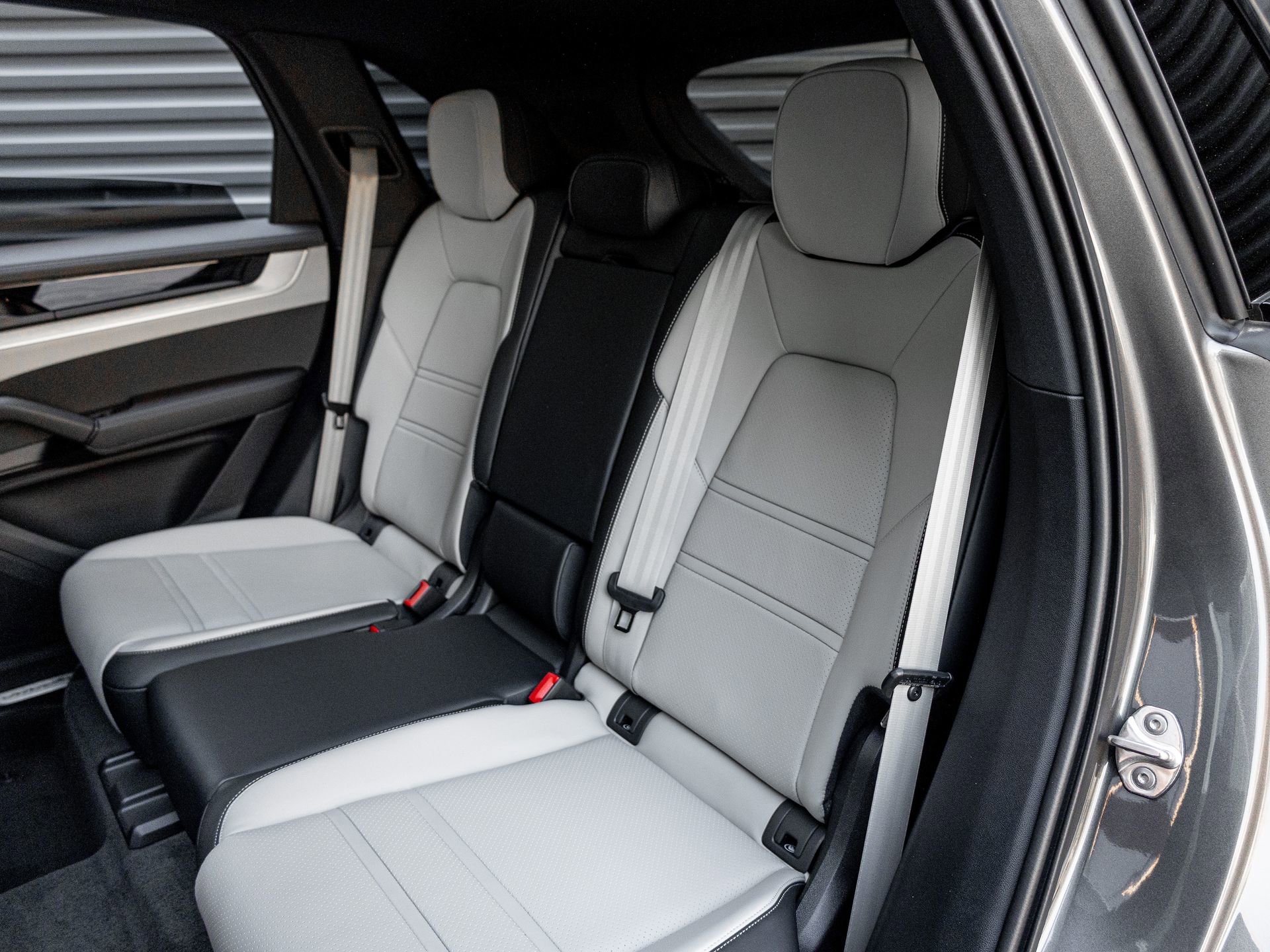 New 2026 Porsche Cayenne E-Hybrid image 28