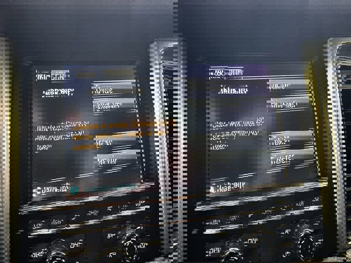 Used 2015 Porsche Macan S image 22