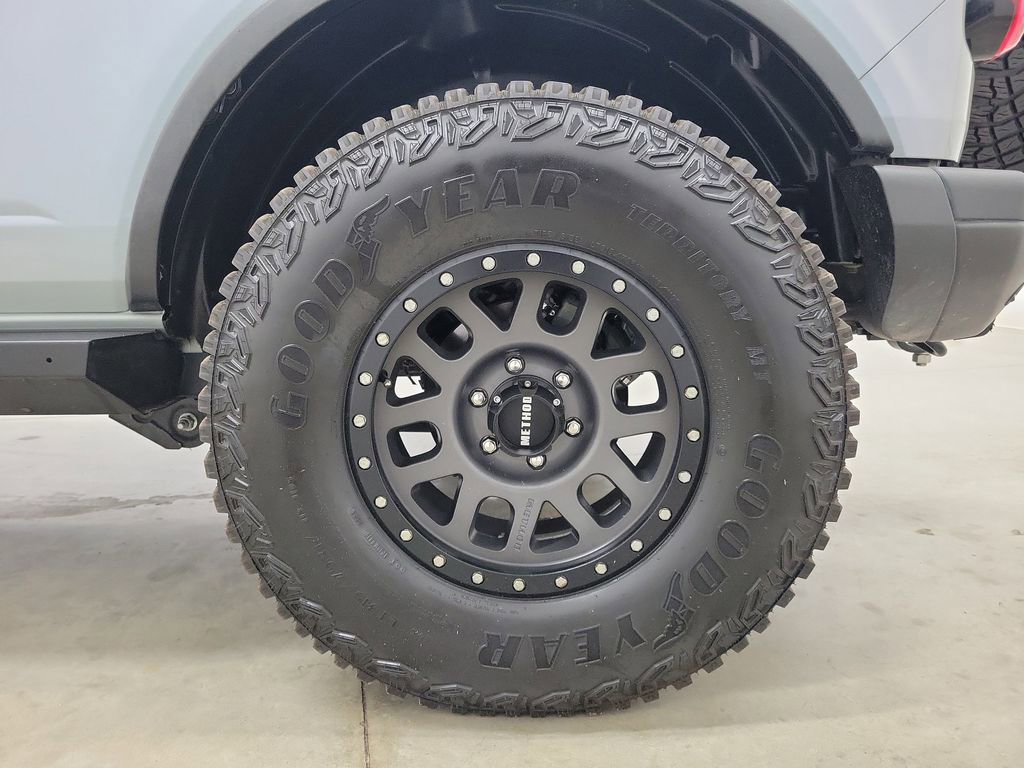 Used 2021 Ford Bronco Badlands image 11