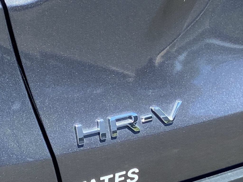Used 2025 Honda HR-V LX image 27