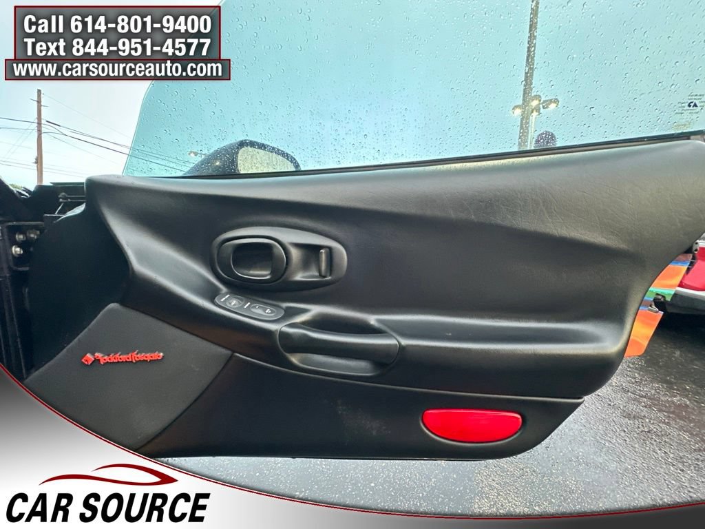 Used 1997 Chevrolet Corvette Coupe w/ Memory Pkg RWD image 30