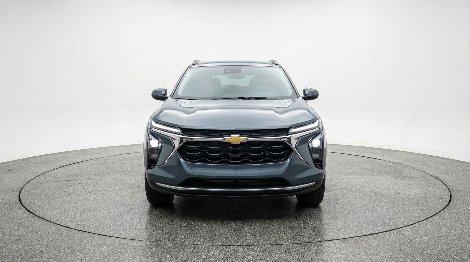 Used 2025 Chevrolet Trax LT FWD video 1