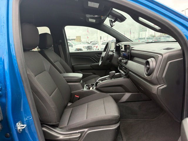 Used 2023 Chevrolet Colorado Trail Boss w/ Technology Package AWD/4WD image 26