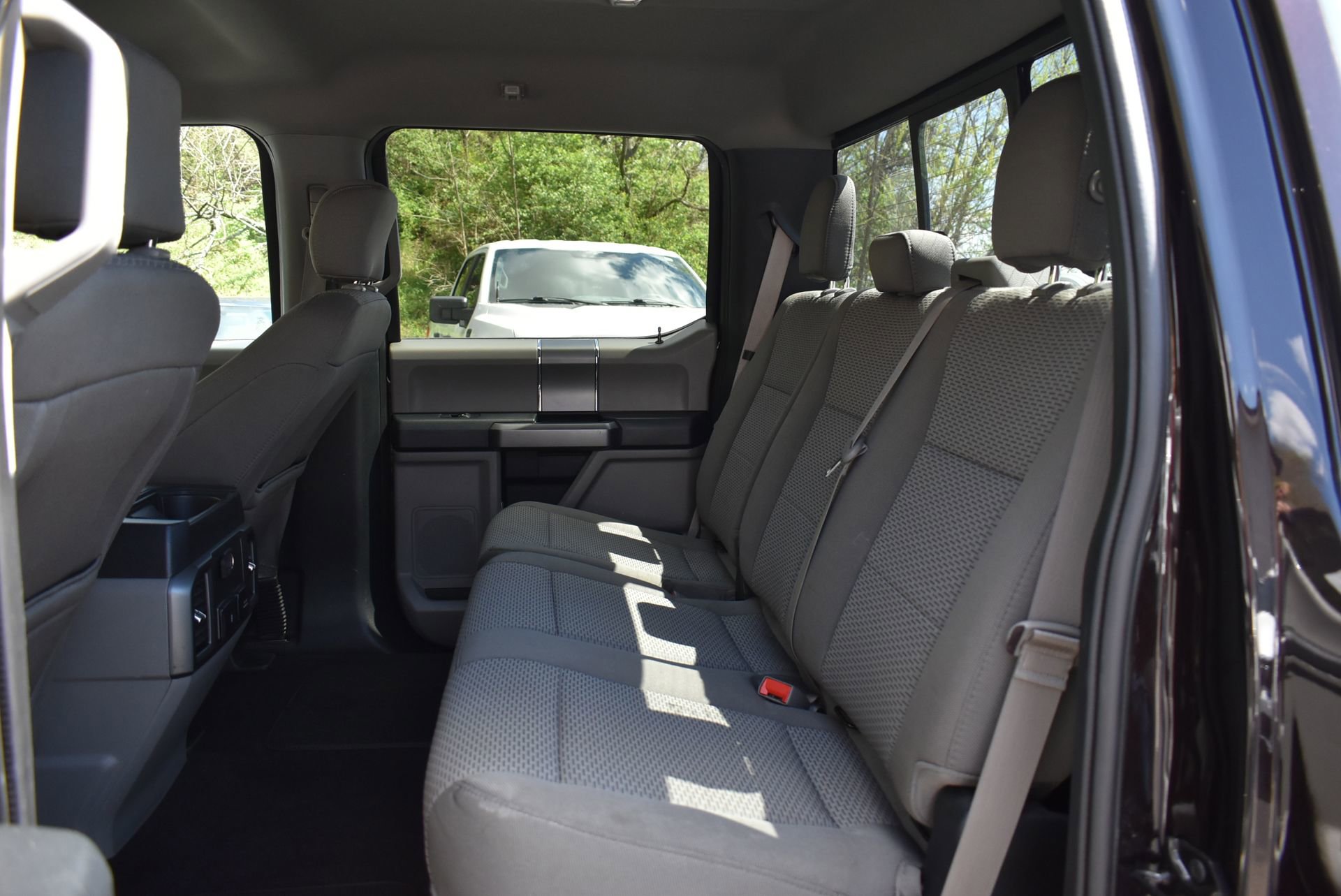 Certified 2019 Ford F150 XLT w/ Equipment Group 302A Luxury image 17