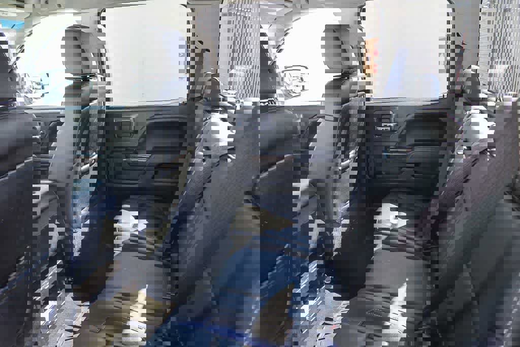 Used 2015 GMC Sierra 1500 SLT w/ SLT Crew Cab Value Package RWD image 15