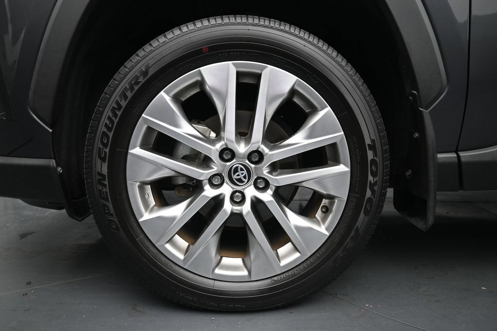 Used 2024 Toyota RAV4 XLE Premium w/ Weather Package AWD/4WD image 11