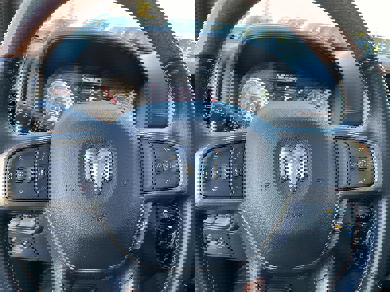 Used 2022 RAM 1500 Limited w/ Body Color Bumper Group image 22