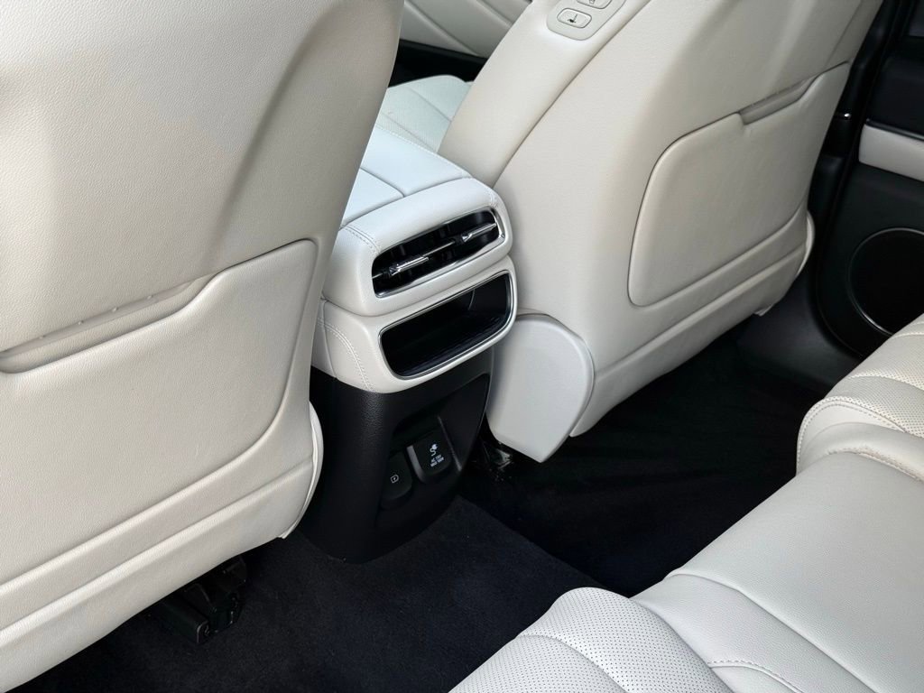 Used 2023 Genesis GV80 3.5T image 27
