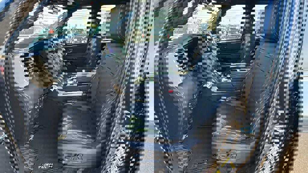 New 2026 Toyota Tundra Limited image 18