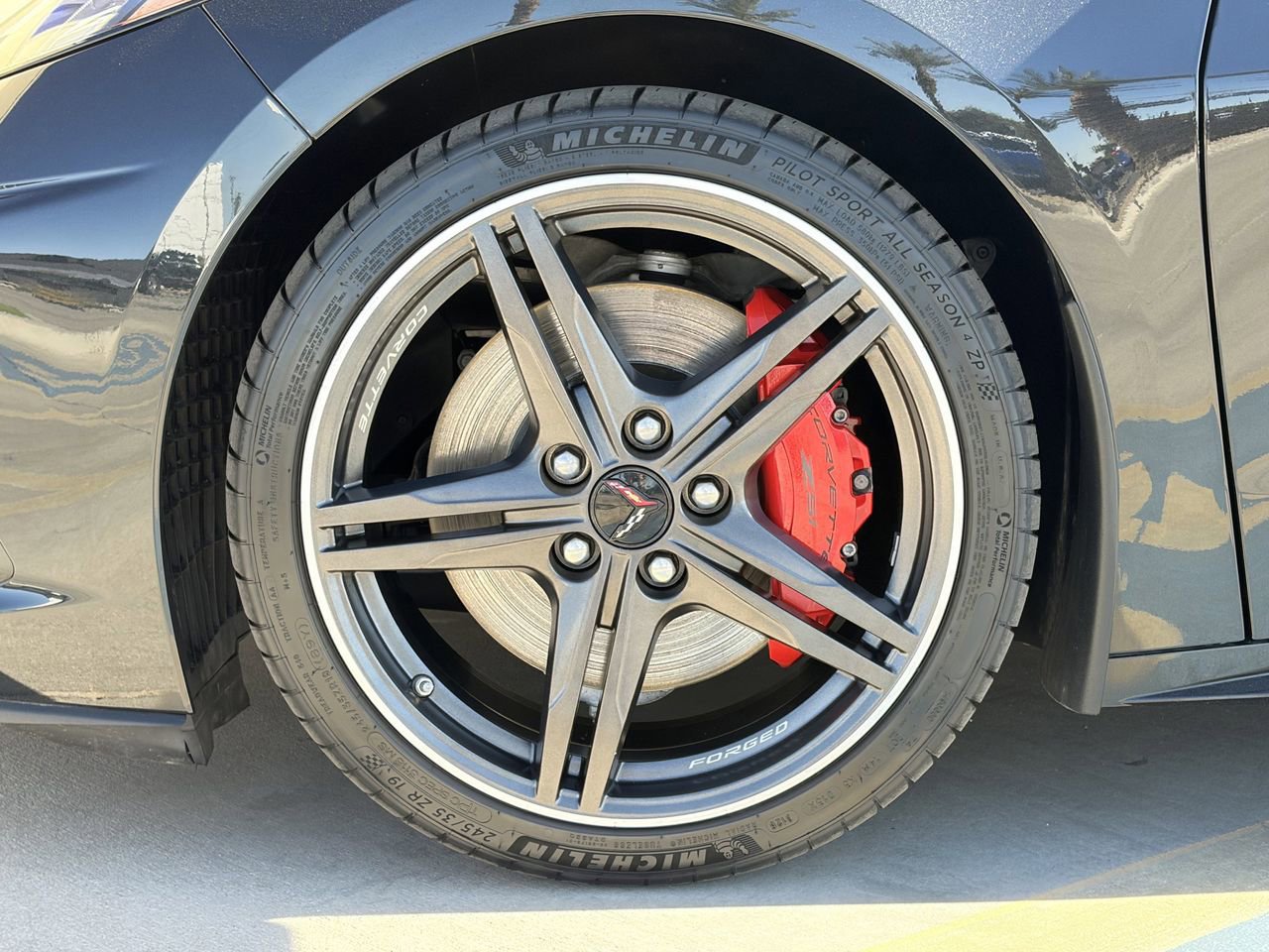 Used 2024 Chevrolet Corvette 3LT w/ Z51 Performance Package image 9