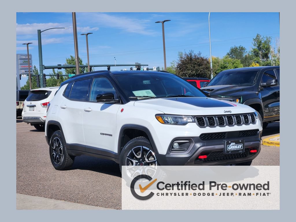 Certified 2025 Jeep Compass Trailhawk AWD/4WD image 1