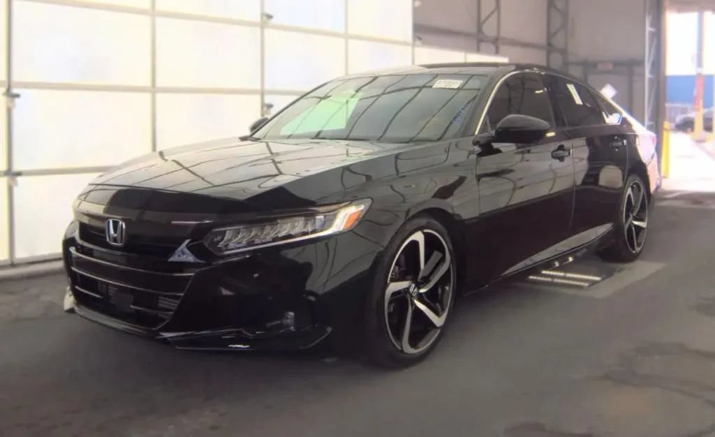 Used 2022 Honda Accord Sport image 1