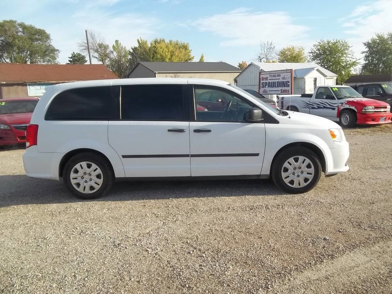 Used 2016 Dodge Grand Caravan American Value Package FWD image 1