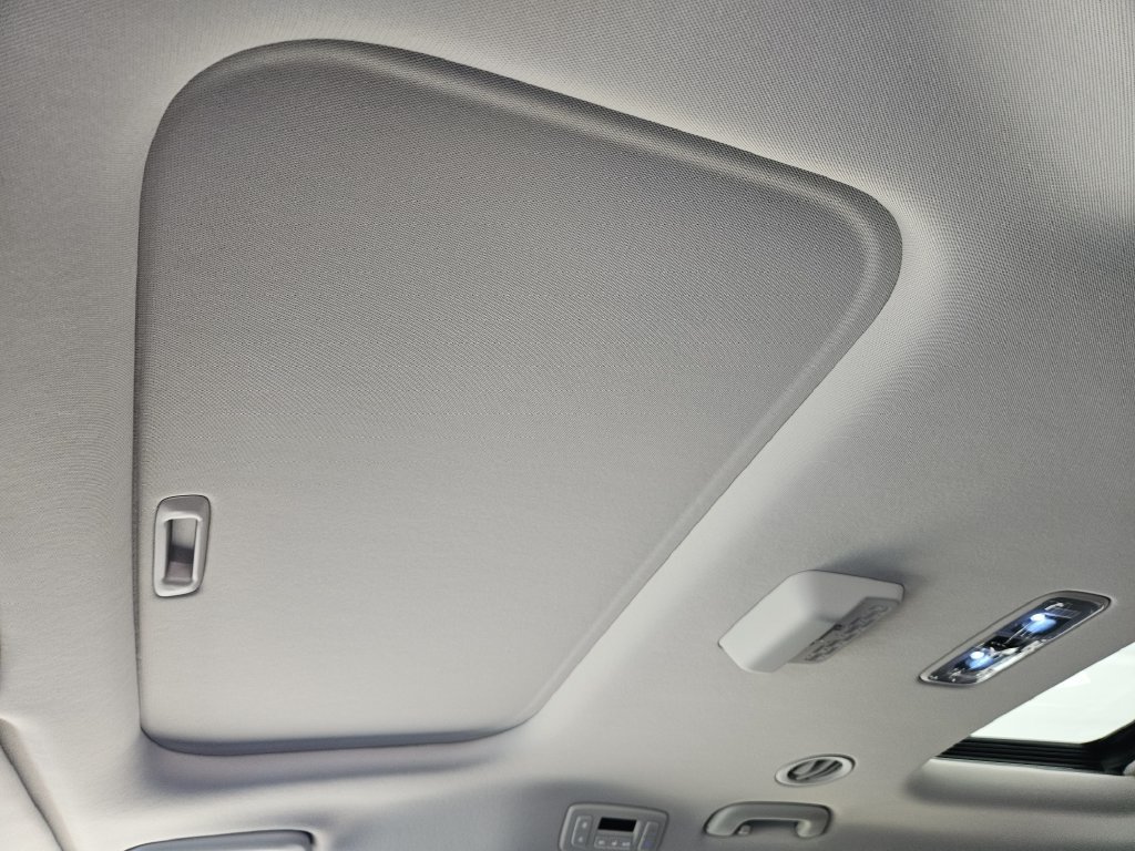 New 2027 Kia Carnival SX FWD image 22