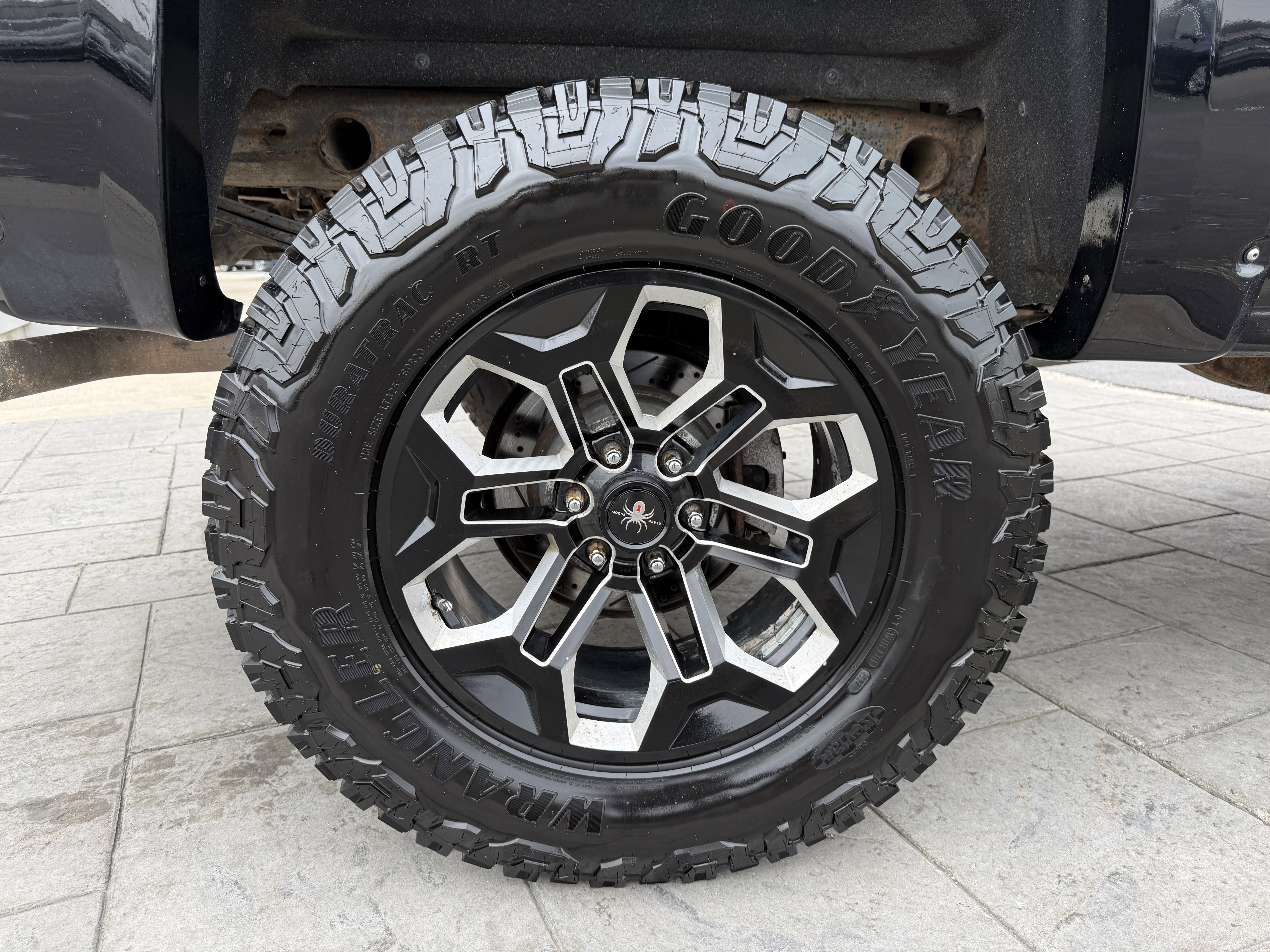 Used 2017 Chevrolet Silverado 1500 LTZ Z71 w/ LTZ Plus Package image 33