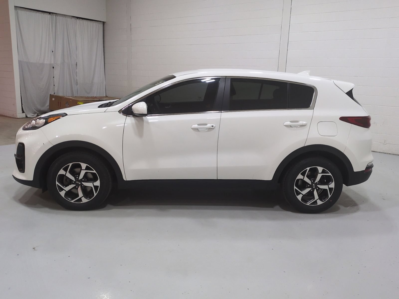Used 2020 Kia Sportage LX FWD image 6