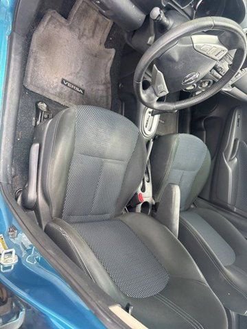 Used 2014 Nissan Versa Note SV FWD image 2