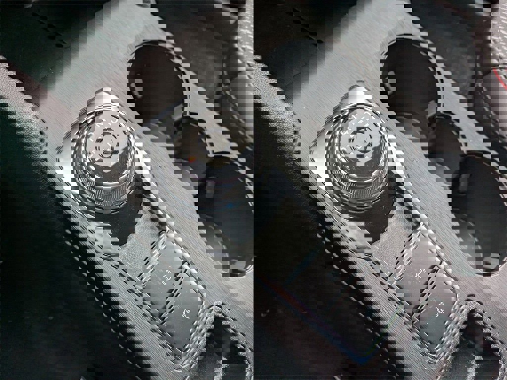 New 2026 Ford Escape ST-Line w/ Tech Pack #1 image 13