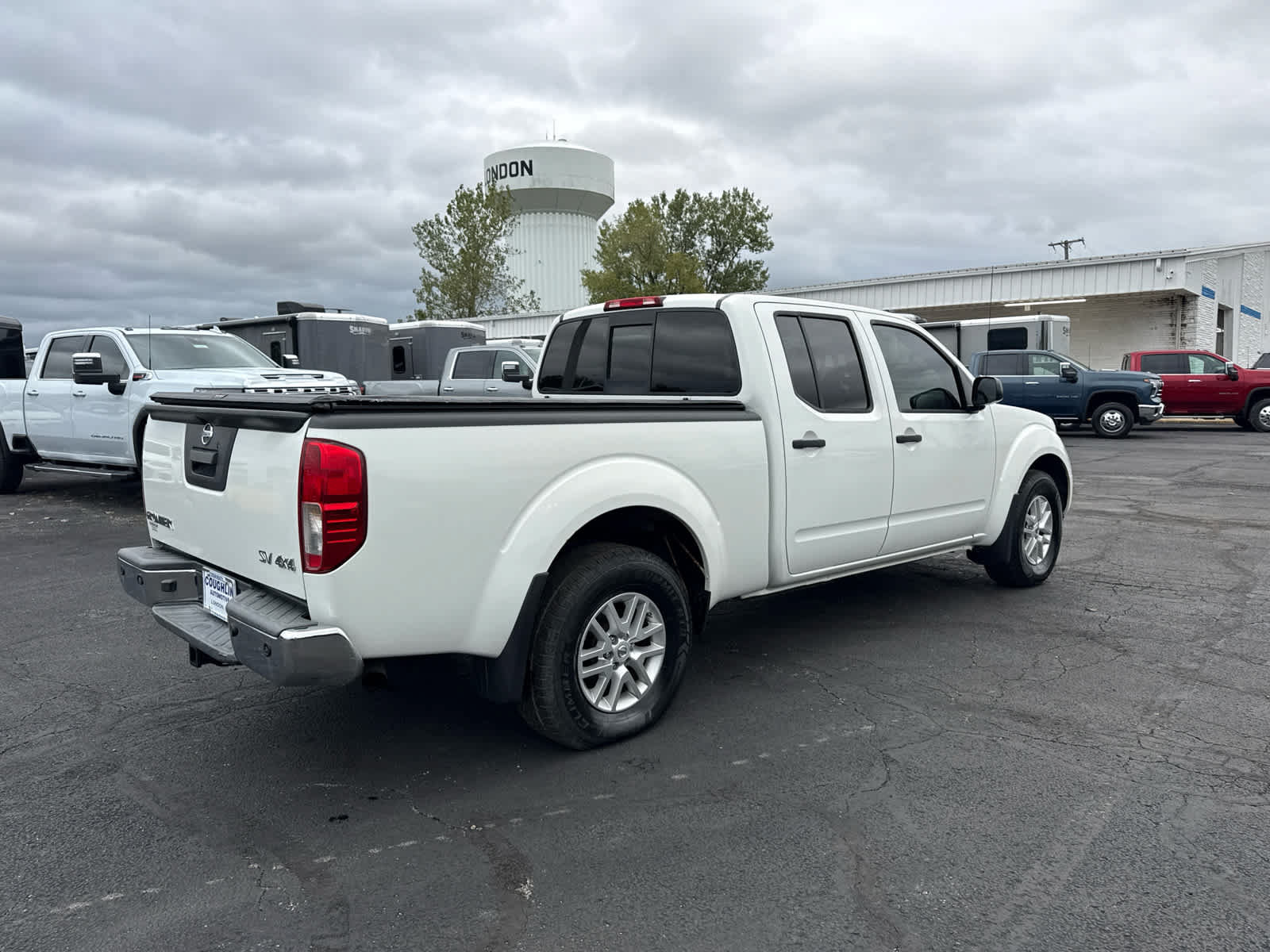 Used 2018 Nissan Frontier SV w/ Value Truck Package AWD/4WD image 3