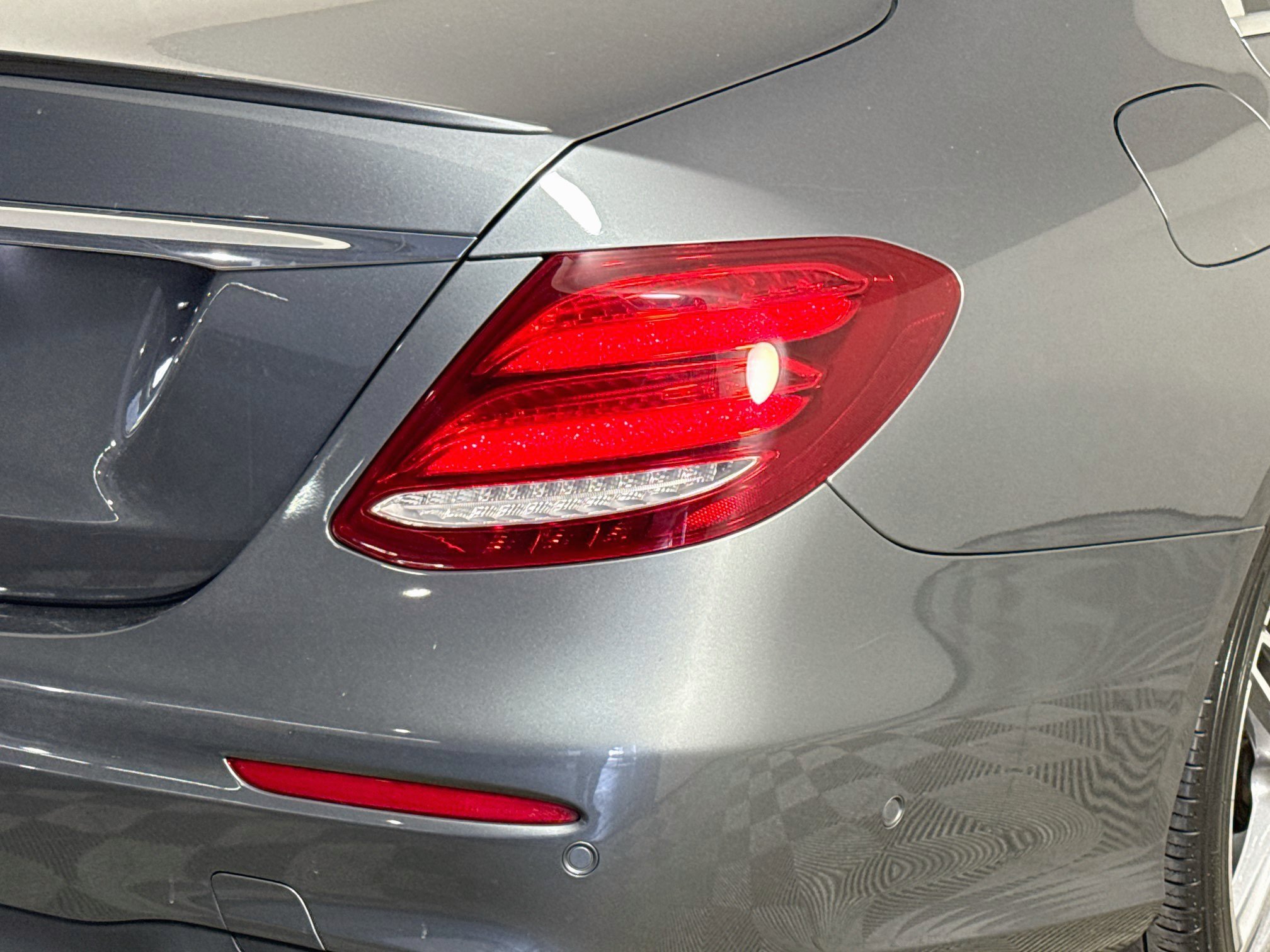 Used 2018 Mercedes-Benz E 300 w/ Premium 3 Package (Q03) image 34