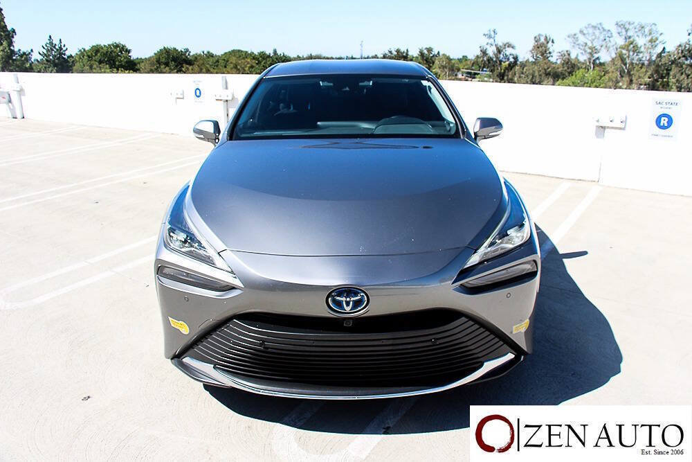 Used 2022 Toyota Mirai w/ Advanced Technology Package RWD image 38