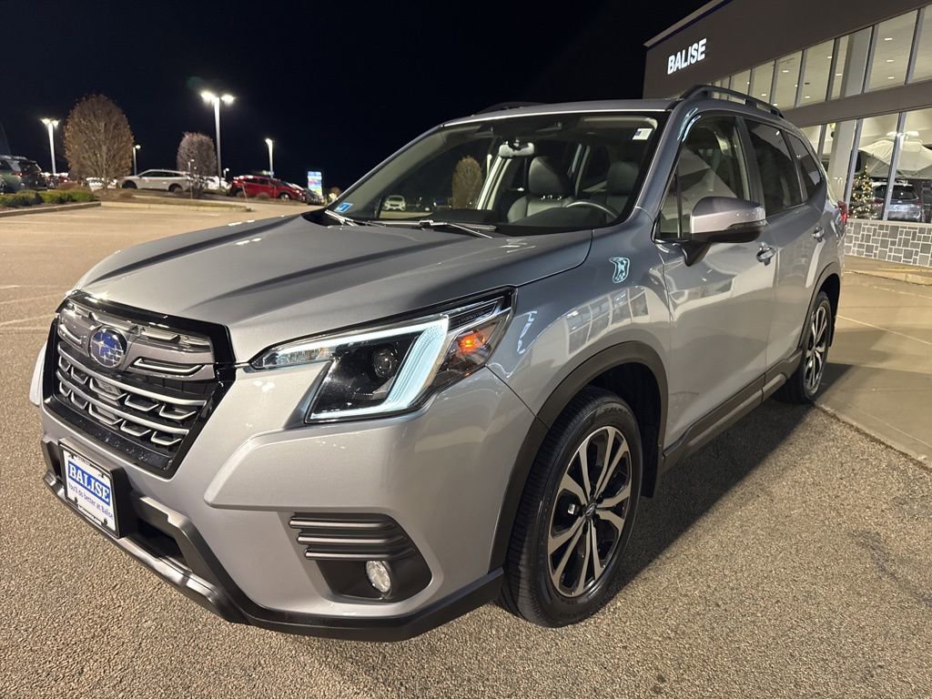 Used 2023 Subaru Forester Limited image 5