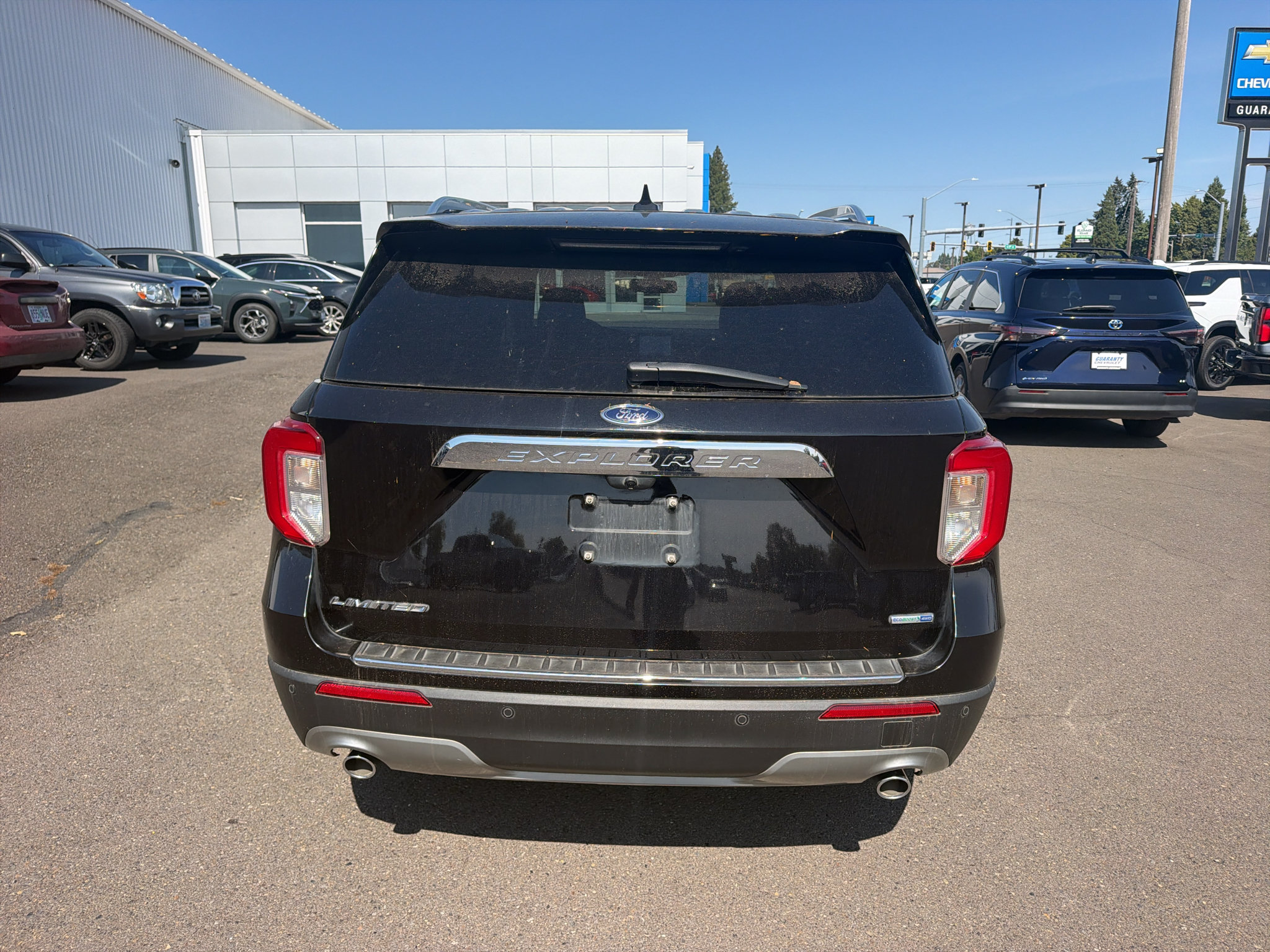 Used 2020 Ford Explorer Limited AWD/4WD image 8