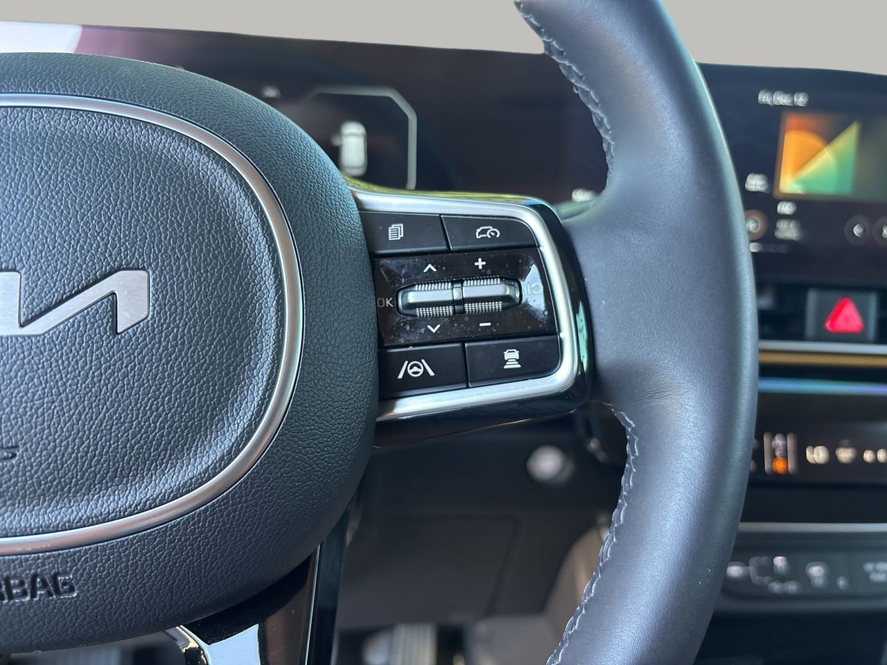 Used 2026 Kia Carnival SX Prestige image 22