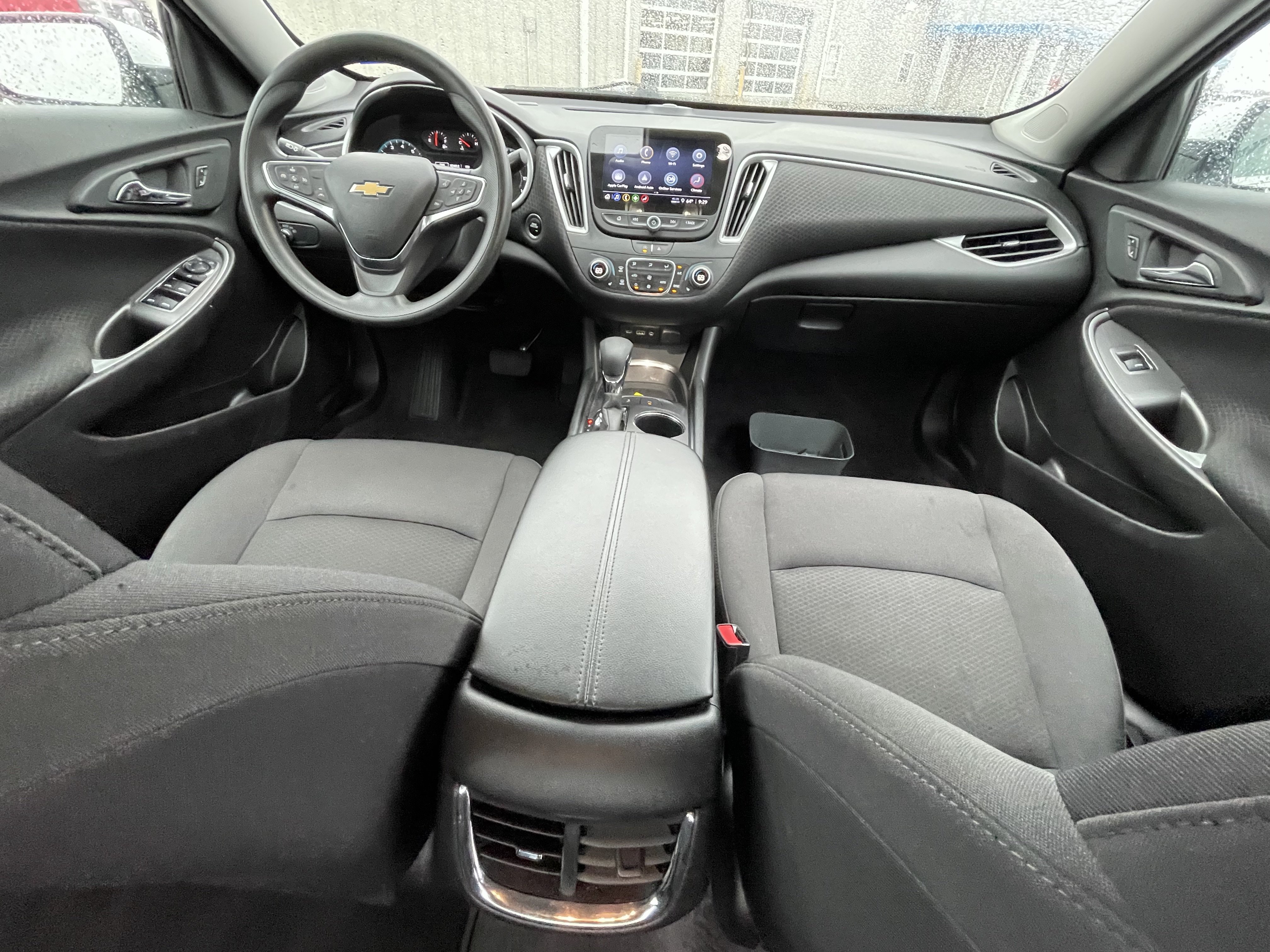 Used 2025 Chevrolet Malibu LT FWD image 10