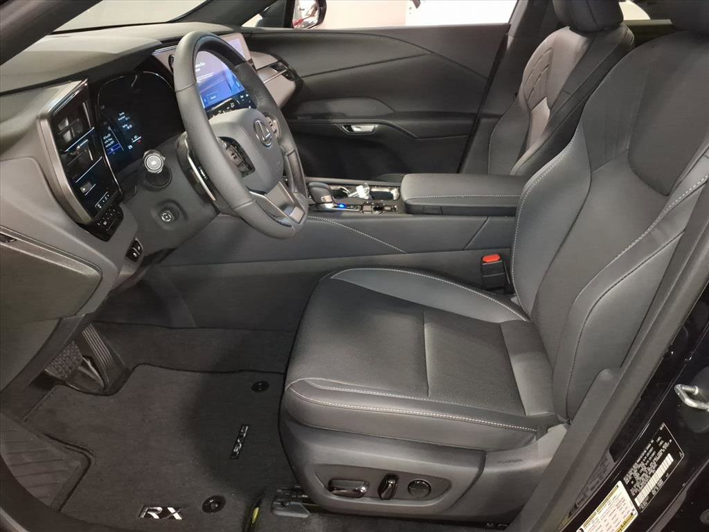 New 2025 Lexus RX 350h image 5